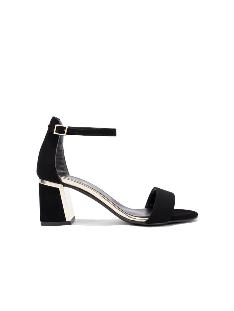 Sandales à talon carré